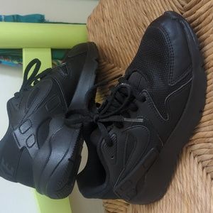 Nike huarache sneakers